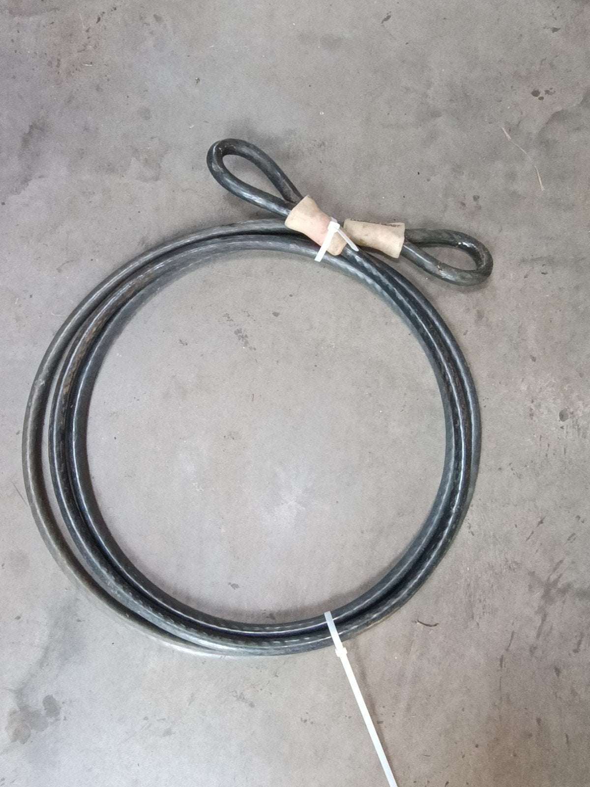 Double Lock Beast 5m 19mm Flexibel Kabelslot met 2 Ogen, Ophalen, Gebruikt