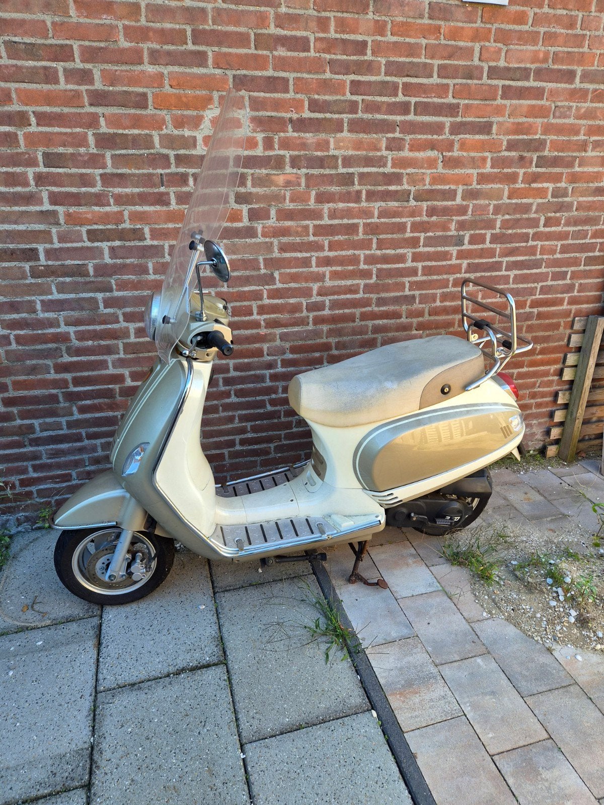 opknap scooter, beige/goud, Fietsen en Brommers, Ophalen, Gebruikt