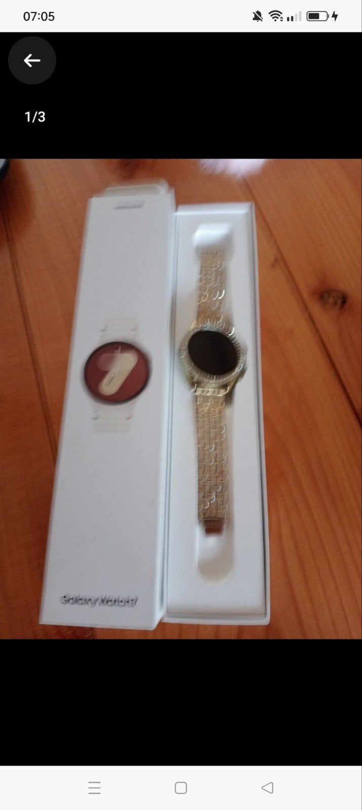 Samsung Galaxy Watch 7- Goudkleurig met strass, Ophalen, Zo goed als nieuw, Samsung, Waterdicht