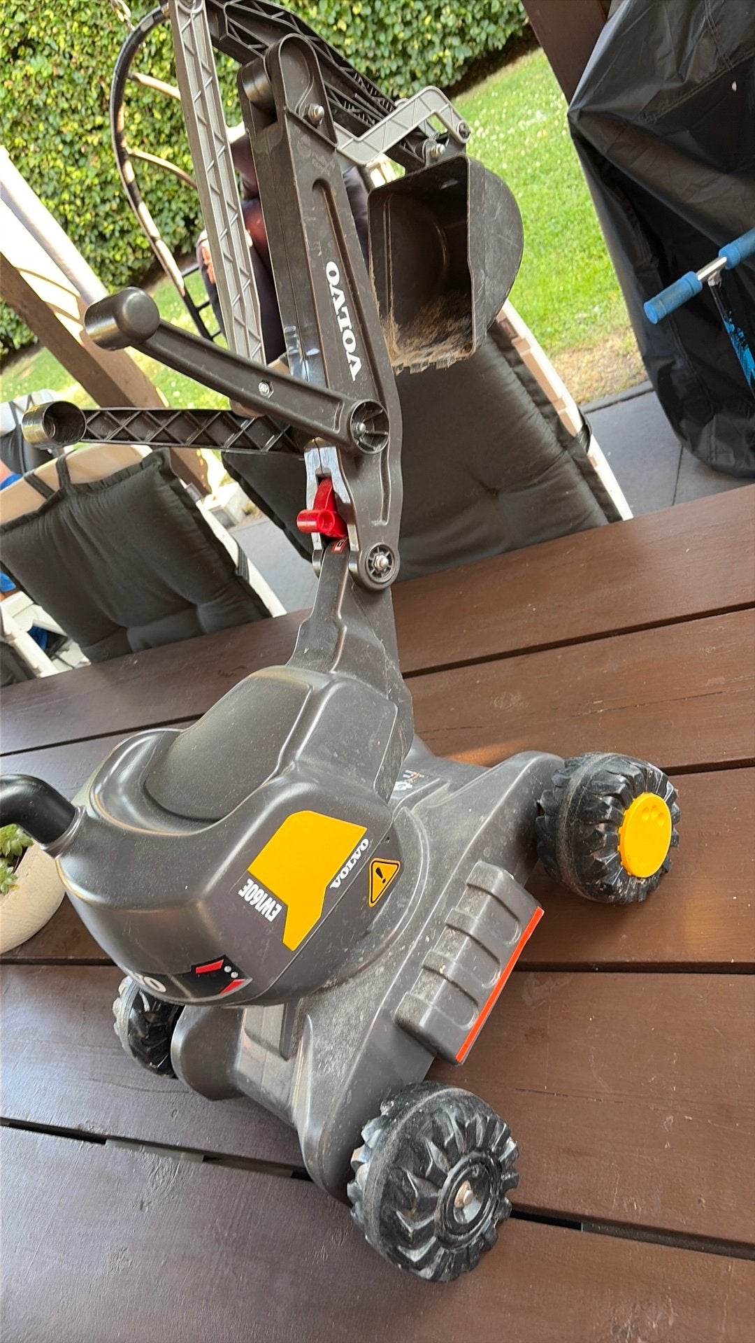 Volvo graafmachine zandbak, Ophalen, Gebruikt
