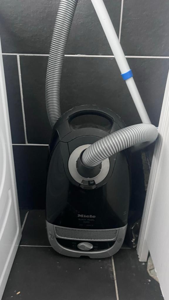 Miele Black Pearl Stofzuiger - Krachtig en Betrouwbaar, Stofzak, Gebruikt, Ophalen of Verzenden, 1600 tot 2000 watt