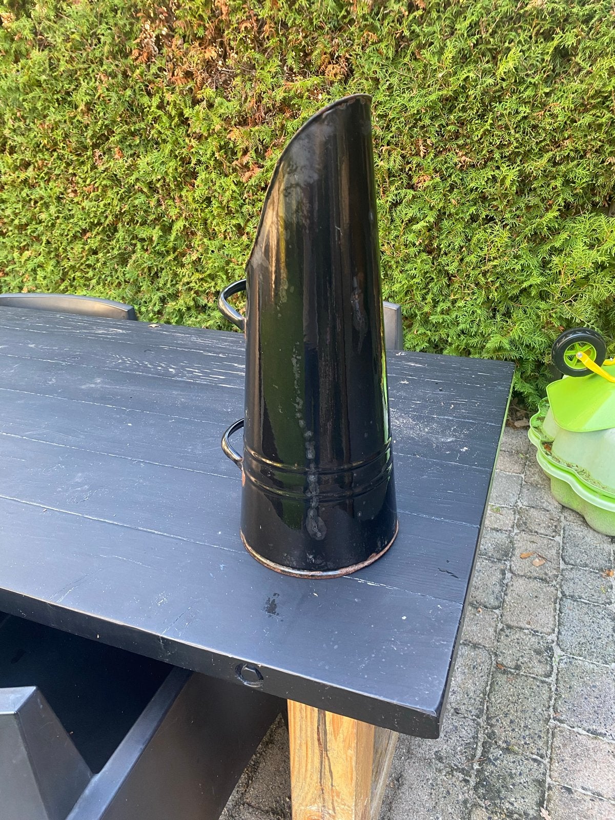 Kolenkit - Zwart geëmailleerd met gebruikssporen, Ophalen of Verzenden