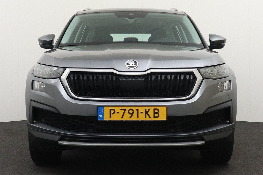 Skoda Kodiaq 1.5T 150 PK Aut. Business+ Half-Leder/Sportstoe, Auto's, Skoda, 4 cilinders, 150 pk, Leder en Stof, Origineel Nederlands