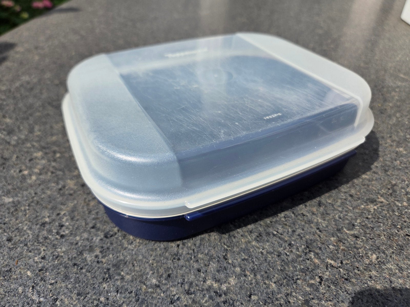 Tupperware bewaardoos blauw met transparant deksel, Gebruikt, Bewaardoos, Blauw, Ophalen of Verzenden