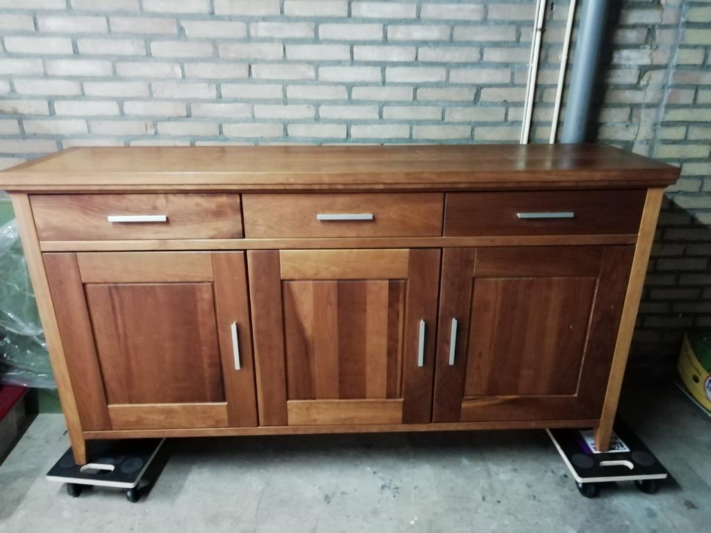 Malvas Dressoir  Kersen, 3 deuren, 3 laden.  Olie, Ophalen, Gebruikt, 150 tot 200 cm, Kersenhout