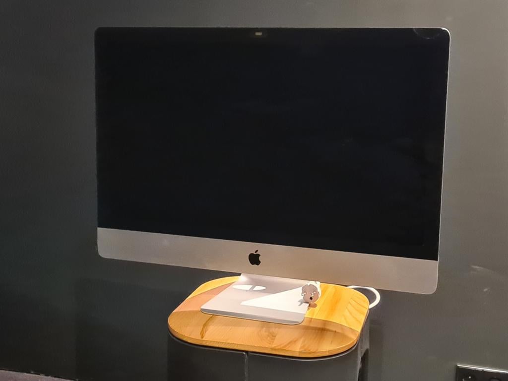 Apple iMac - 21.5 inch - Gebruikt, Computers en Software, Apple Desktops, Gebruikt, iMac, Onbekend, 2 tot 3 Ghz, 8 GB, Ophalen of Verzenden