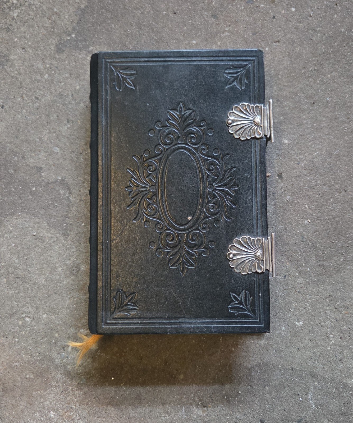 Bijbel psalmen met zilveren sluitingen, Antiek en Kunst, Verzenden