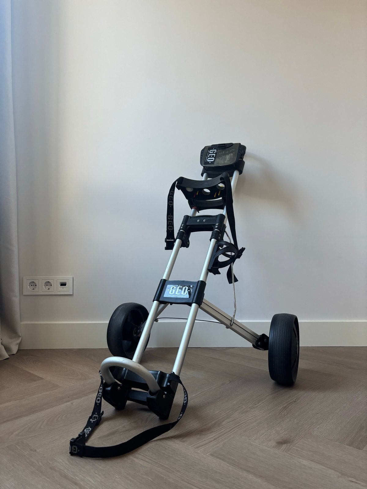 GEO Golfkar - Handige en stevige golftrolley, Ophalen, Zo goed als nieuw, Golfkar, Overige merken