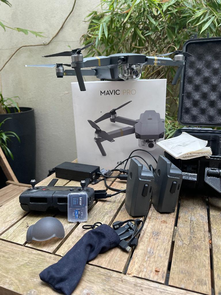 DJI Mavic pro drone, Ophalen, Cameradrone, 5 tot 10 kilometer, Zo goed als nieuw