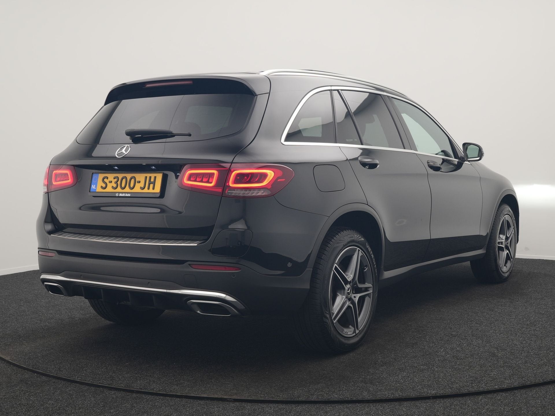 Mercedes-Benz GLC 300e 4MATIC AMG Business Solution 313pk De, Automaat, Dealer onderhouden, Gebruikt, 4 cilinders