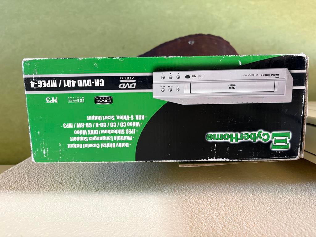 CyberHome CH-DVD 401 MPEG-4 DVD-speler met DivX en MP3, Ophalen, Gebruikt, Dvd-speler, Overige merken