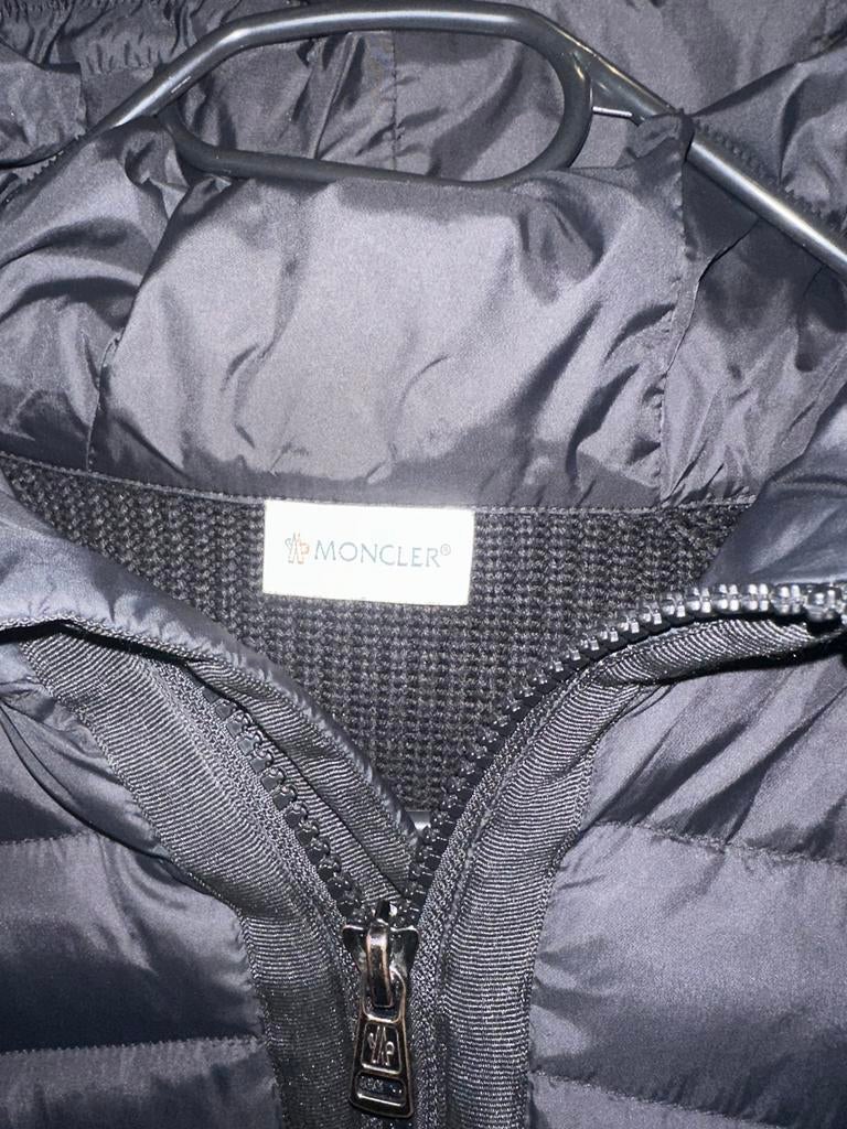 Moncler cardigan jas, Ophalen of Verzenden, Zo goed als nieuw, Zwart