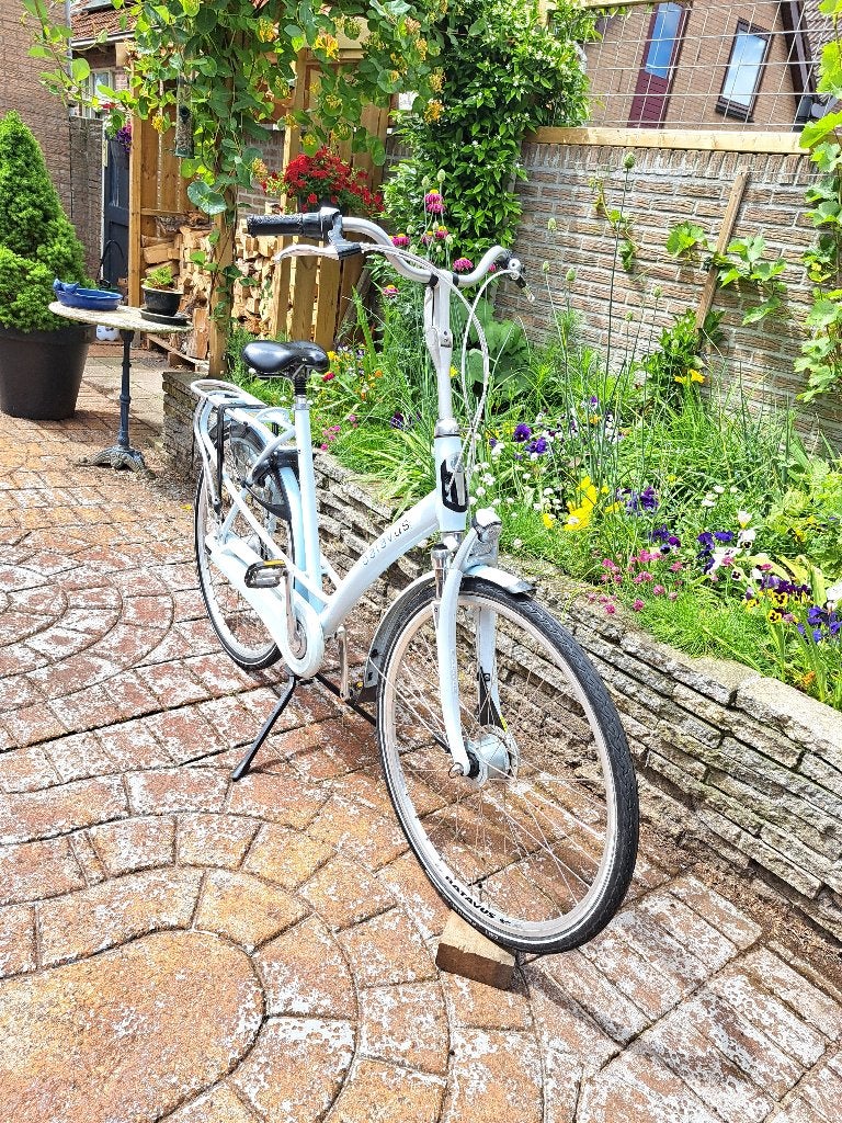 Batavus Balero Inspire dames fiets 57 cm frame hoogte, Fietsen en Brommers, Fietsen | Dames | Damesfietsen, Ophalen, Versnellingen