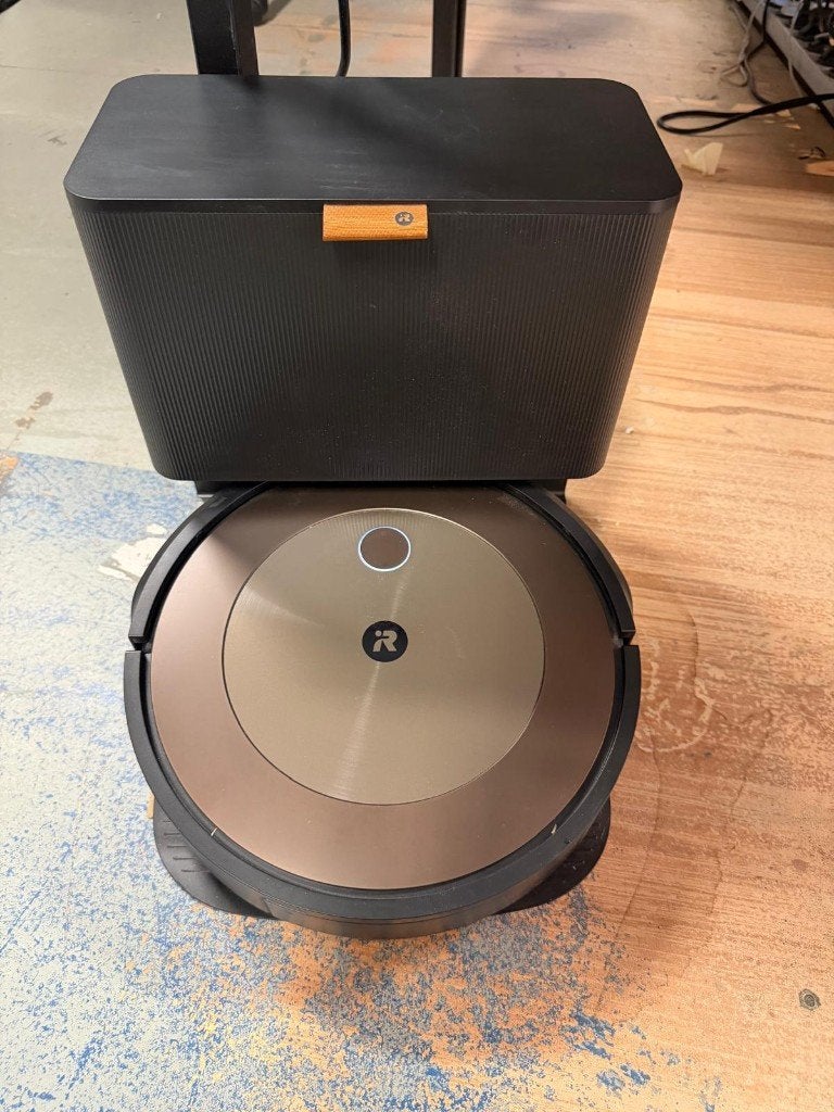 Roomba J9 plus zelflegende robotstofzuiger met wifi, Witgoed en Apparatuur, Stofzak, IRobot, Ophalen of Verzenden, Zo goed als nieuw
