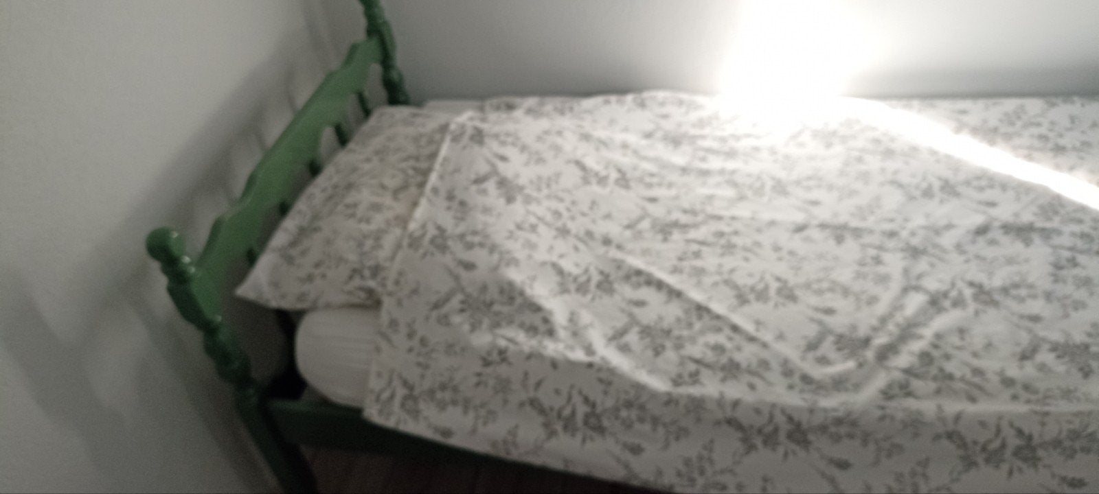 Eenpersoonsbed met matras, gratis af te halen, Ophalen, Gebruikt, 90 cm, Eenpersoons