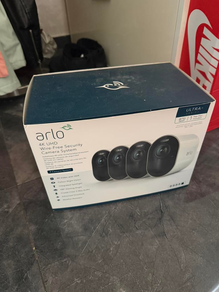 Arlo ULTRA+ VMS5440, Audio, Tv en Foto, Videobewaking, Ophalen of Verzenden, Zo goed als nieuw, Buitencamera