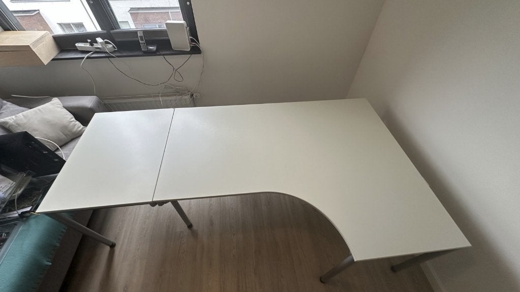 Effektiv bureau, Ophalen, Gebruikt, Spaanplaat of MDF, Hoekbureau
