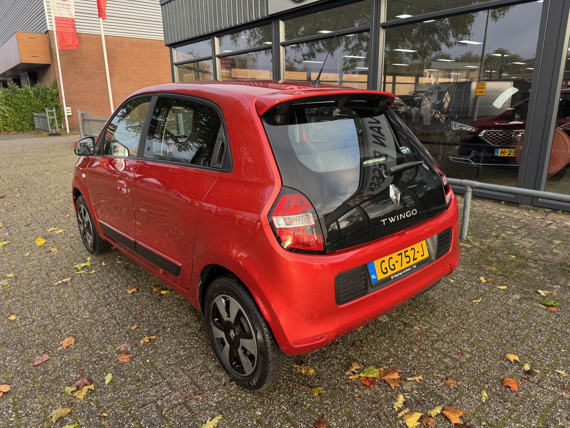 Renault Twingo 1.0 SCe Collection AIRCO-CRUISE (bj 2015), Auto's, Gebruikt, Euro 6, 840 kg, 4 stoelen
