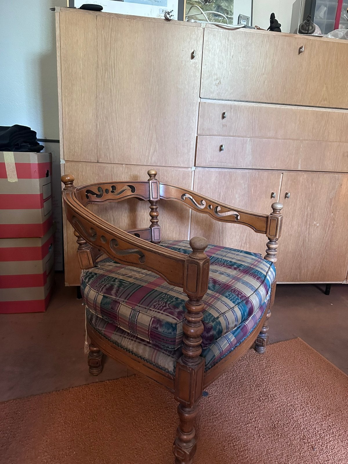 Vintage stoel, Huis en Inrichting, Hout, Gebruikt, Bruin, Ophalen of Verzenden