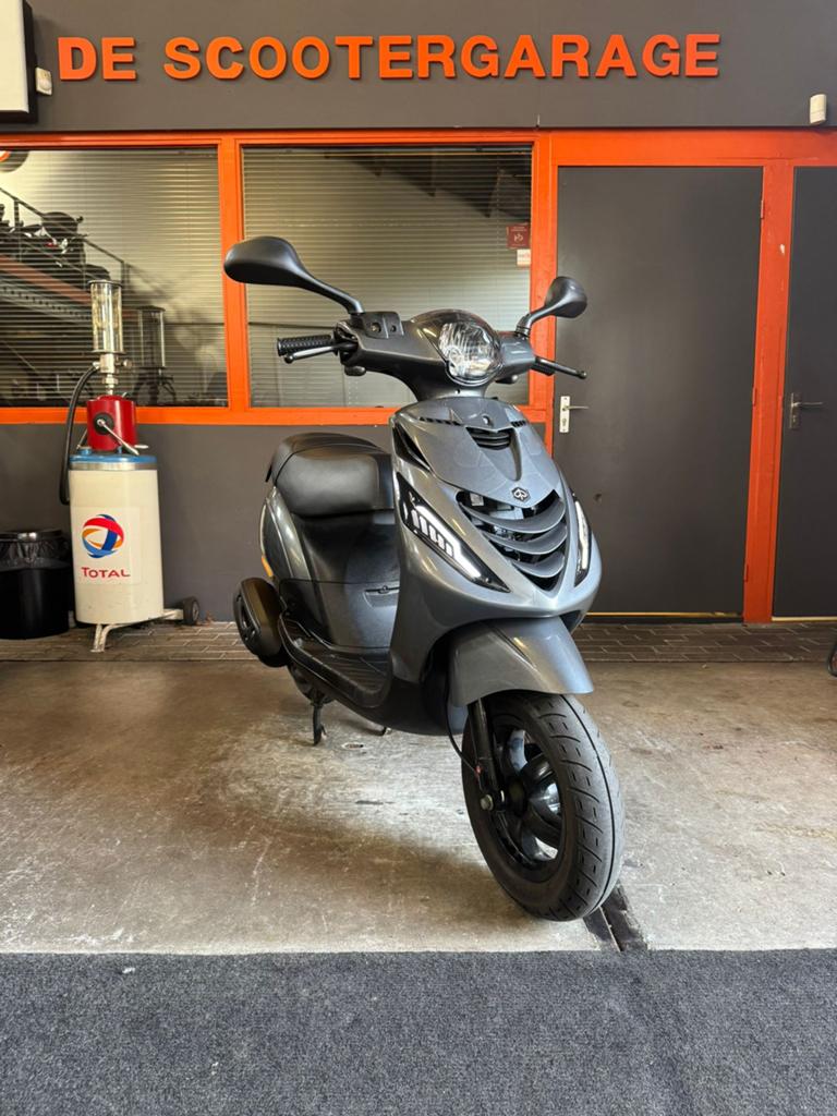Piaggio Zip 45km Brom 2023, Piaggio, Piaggio, Maximaal 45 km/u, Zip