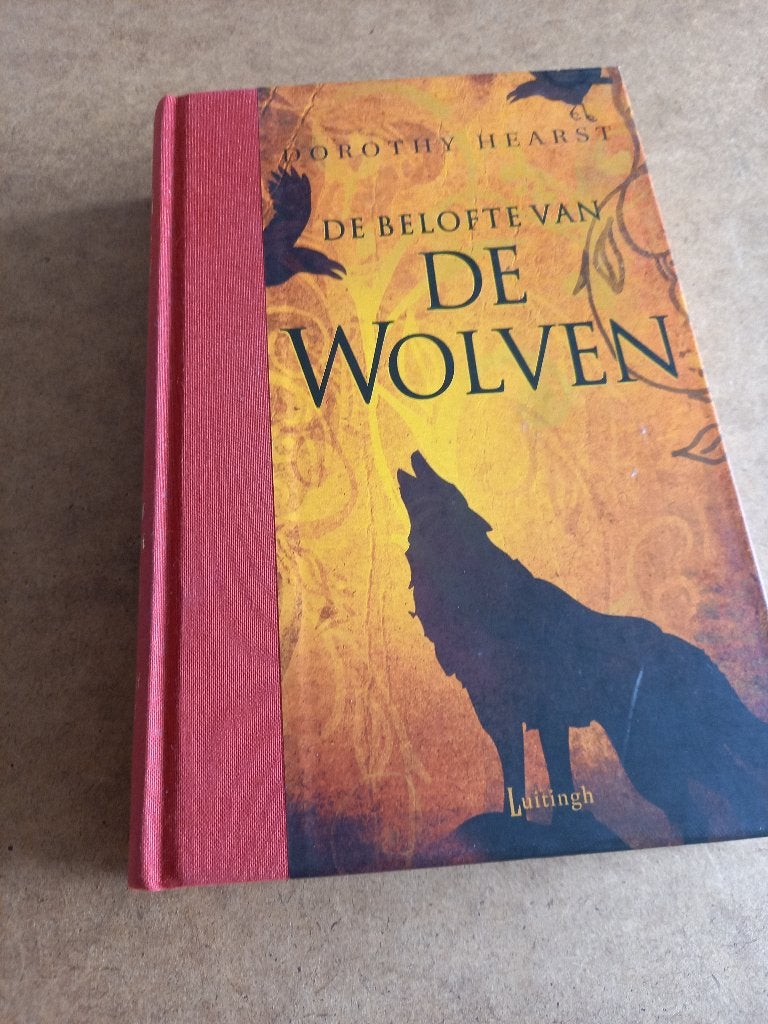 Dorothy Hearst: De Belofte van de Wolven, Boeken, Ophalen of Verzenden, Gelezen