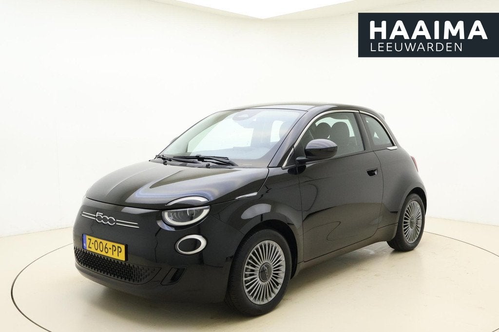 Fiat 500e Urban 24 kWh | Navigatie | Stoelverwarming | SOH:, Auto's, Fiat, Stof, Gebruikt, Zwart, 95 pk