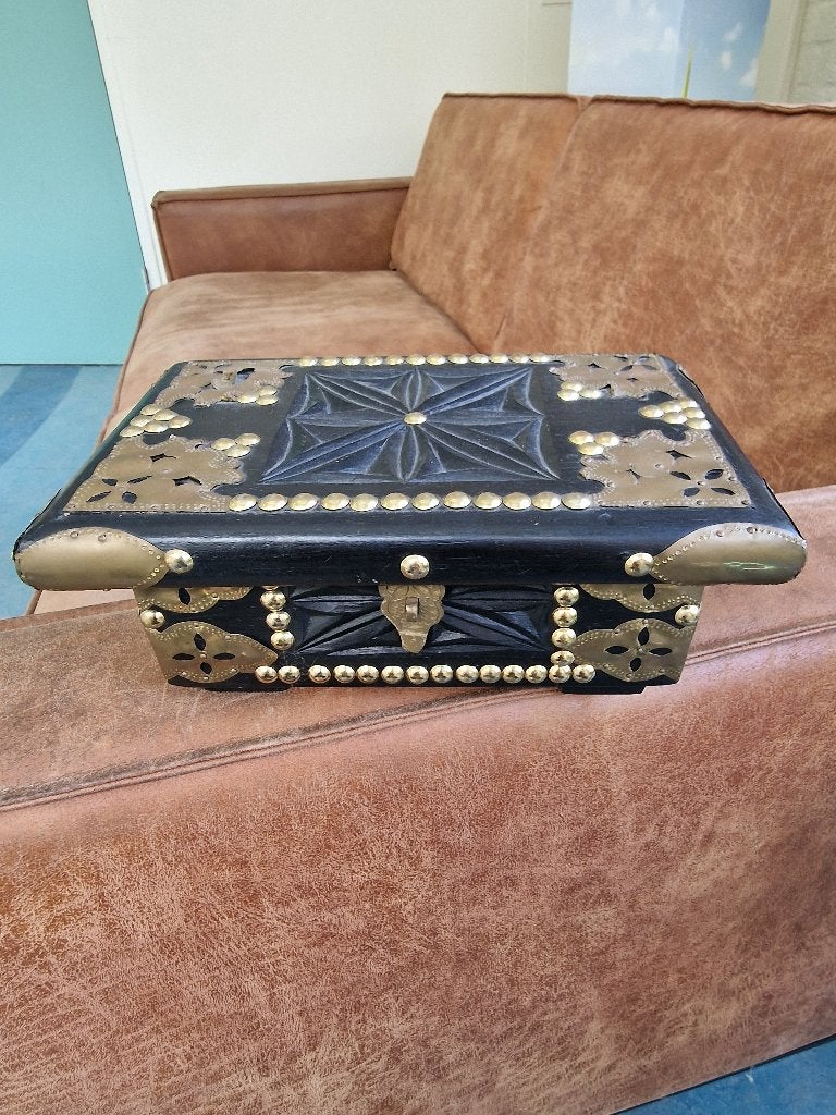 Moorse sierkist zwart messing – vintage opbergbox, Ophalen of Verzenden