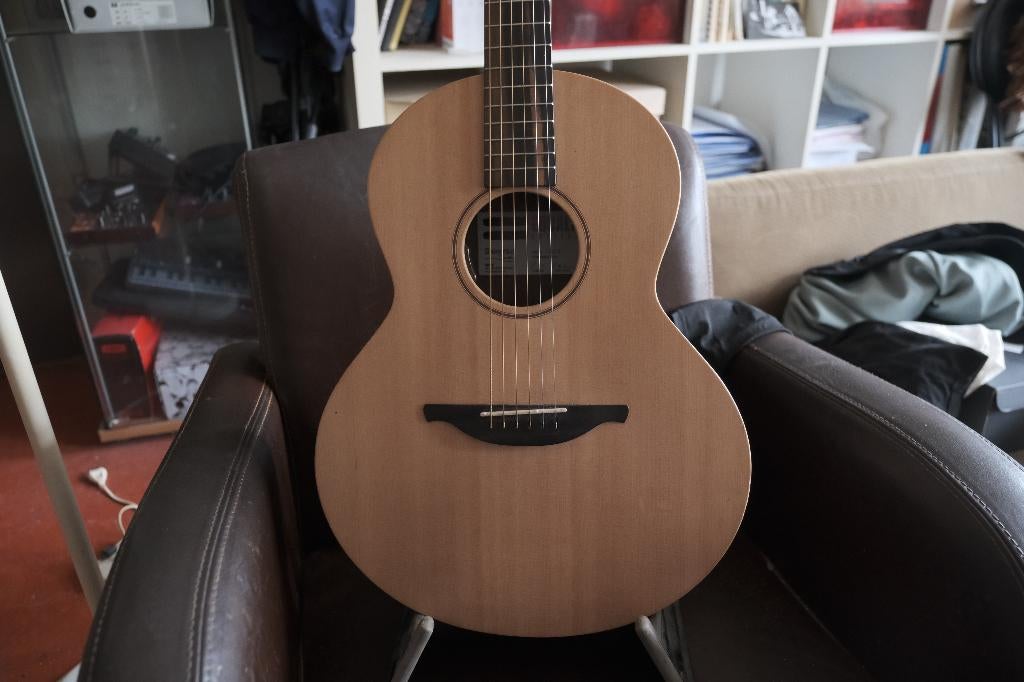 Sheeran by Lowden - S = Equal, Ophalen, Gebruikt, Western- of Steelstringgitaar, Met koffer