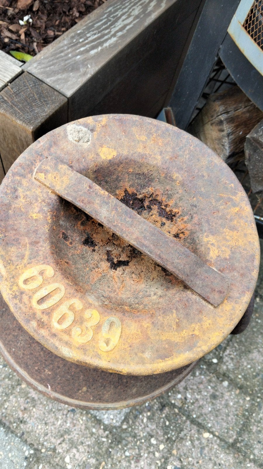 Brocante metalen oude melkbus, Ophalen