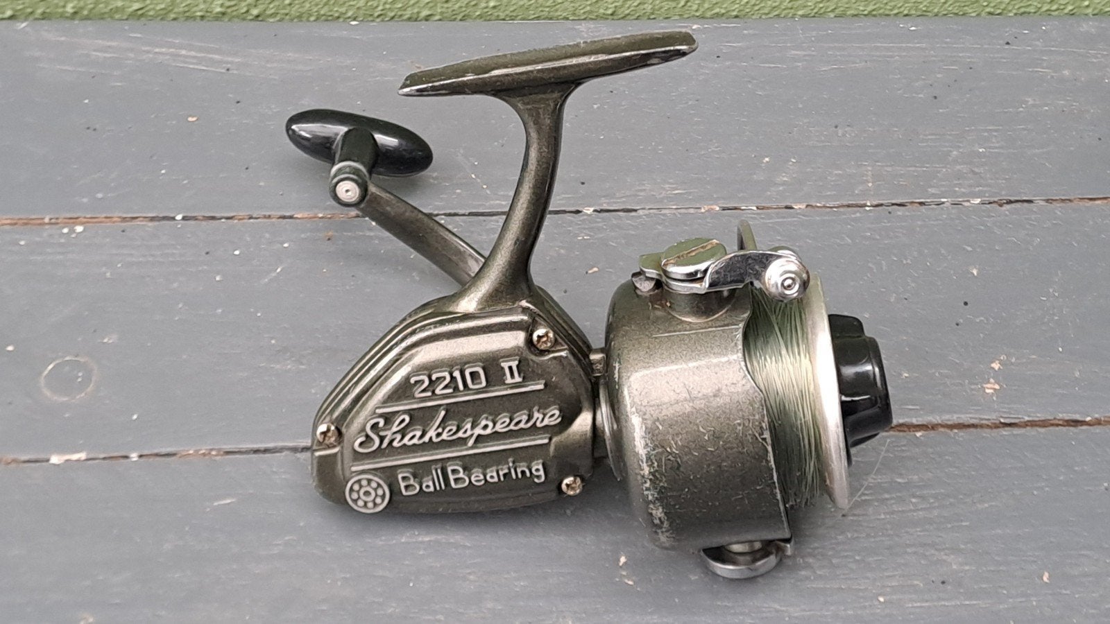 Vintage Shakespeare 2210 II Ball Bearing vismolen - Made in, Gebruikt, Shakespeare, Molen, Onbekend
