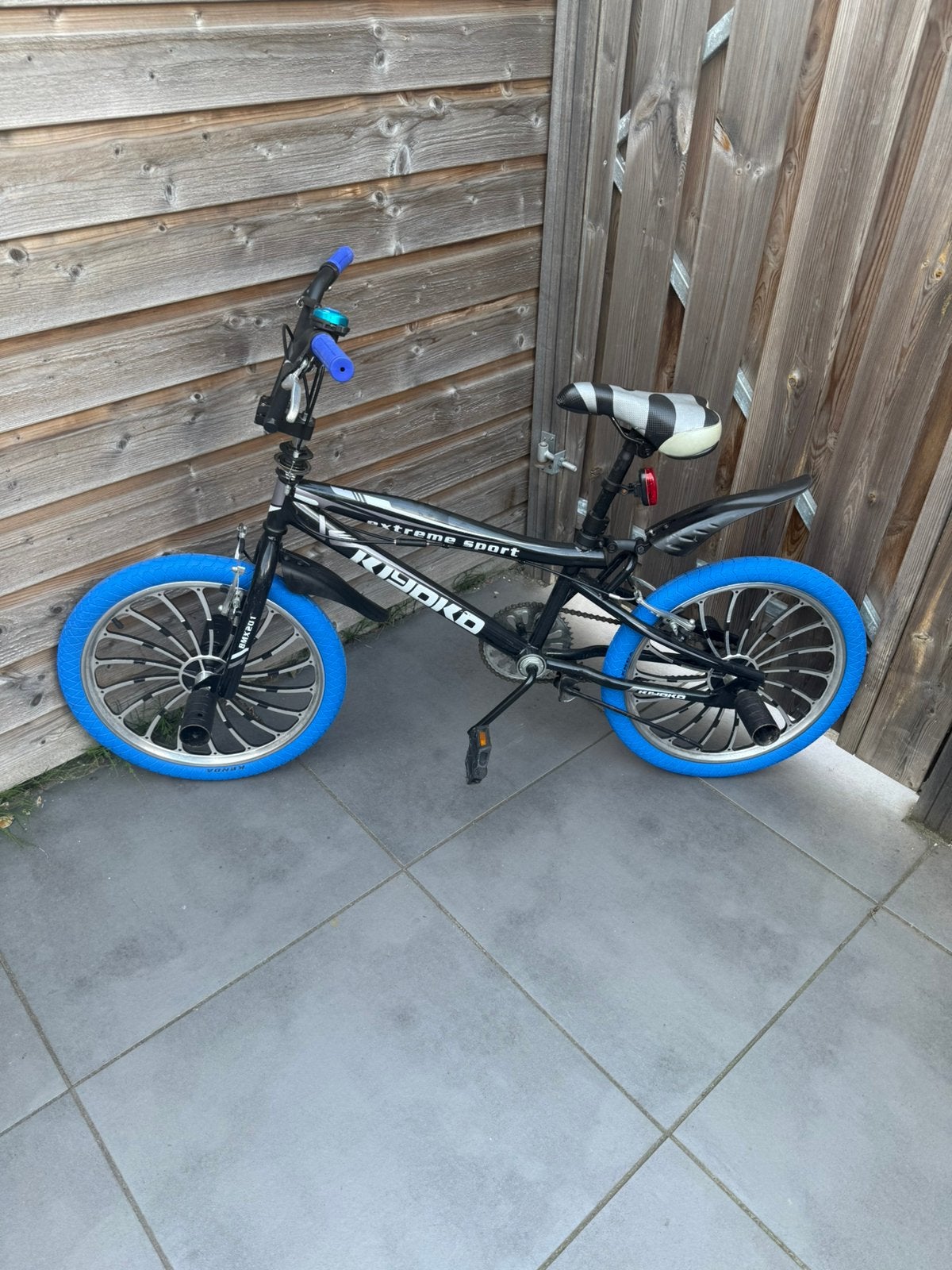 BMX Kiyoko Extreme Sport Crossfiets Stuntfiets 20” (Zgan), Fietsen en Brommers, Fietsen | Jongens, Ophalen, Zo goed als nieuw