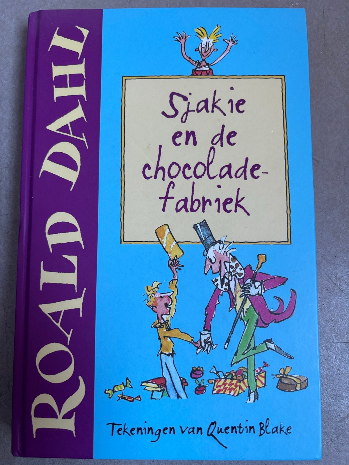 Sjakie en de Chocoladefabriek - Roald Dahl, Ophalen of Verzenden, Gelezen, Fictie algemeen