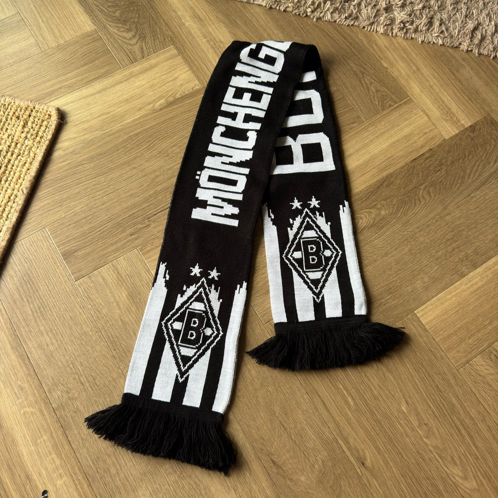 Borussia Mönchengladbach Fansjaal - Zwart/Wit, Ophalen of Verzenden, Zo goed als nieuw, Maat 46/48 (XL) of groter, Sjaal