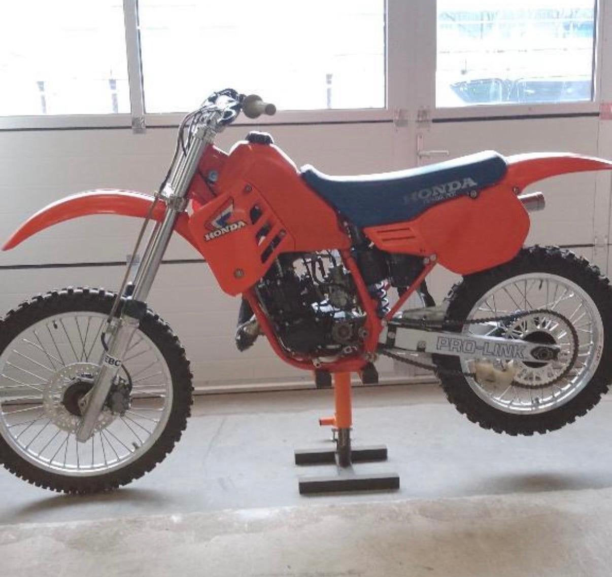 Honda cr 125 bj 1984 + extra onderdelen, Ophalen, Zo goed als nieuw, Honda