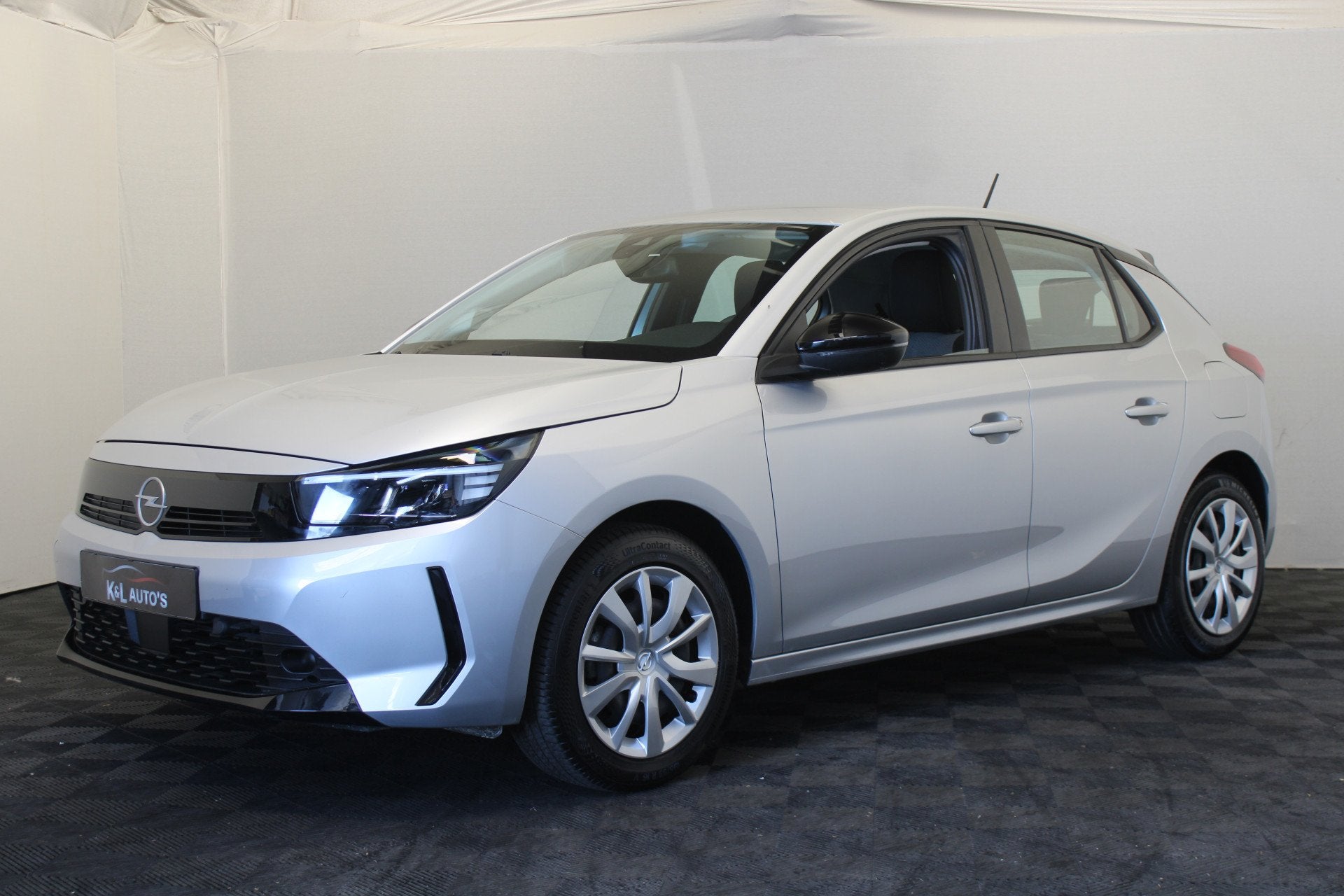 Opel Corsa 1.2 (bj 2024), Auto's, Voorwielaandrijving, Stof, Gebruikt, Zwart