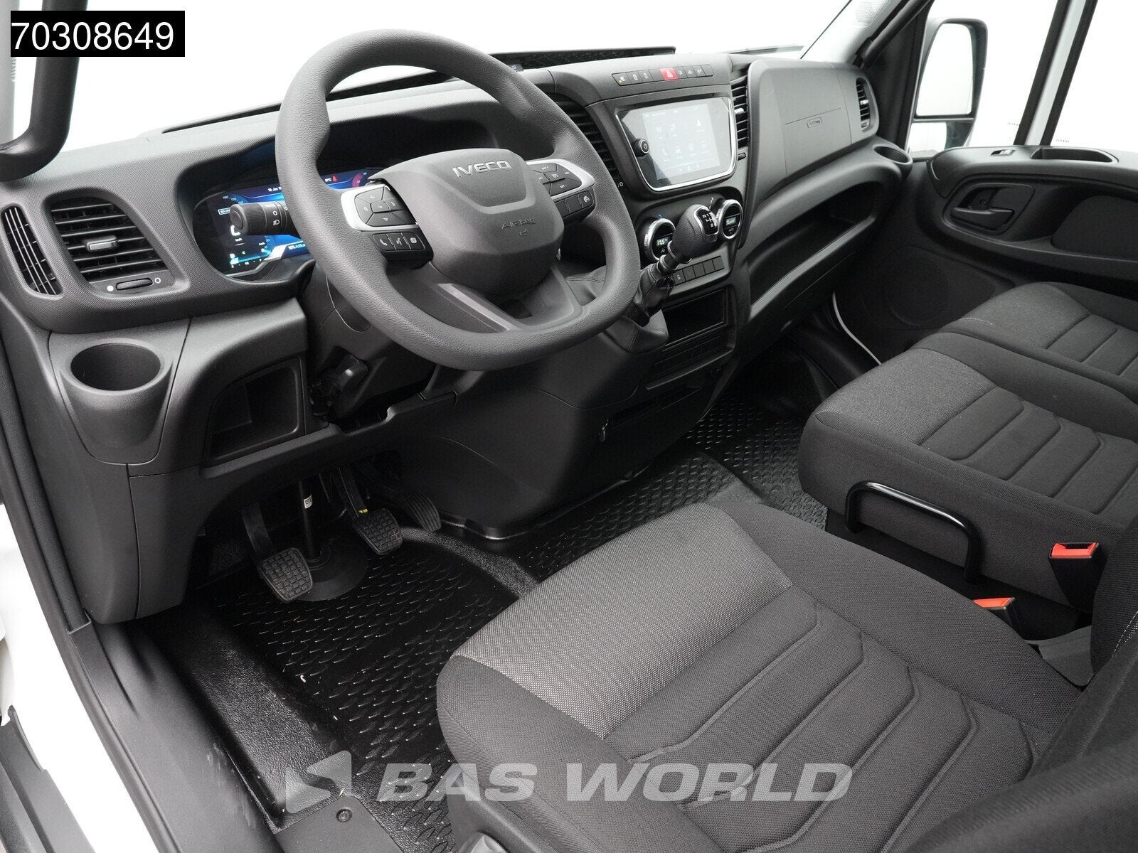 Iveco Daily 35S16 3.0L 160PK L3H2 Airco Cruise Camera Parkee, Auto's, Stof, Euro 6, 4 cilinders, Iveco