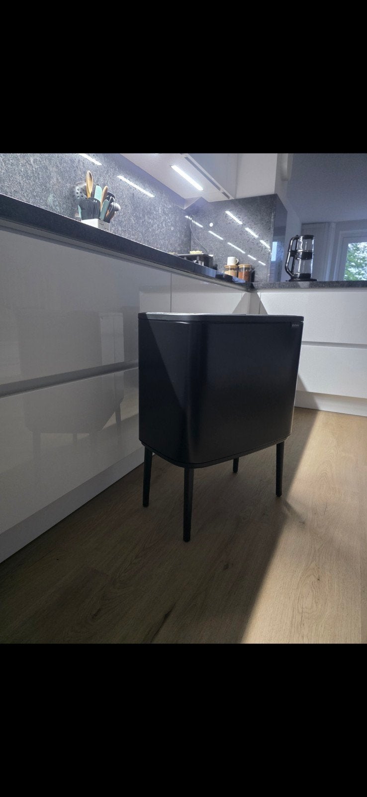 Brabantia Bo Touch Bin Prullenbak - 36 liter - Matt Black, Huis en Inrichting, Woonaccessoires | Prullenbakken, 30 tot 40 liter