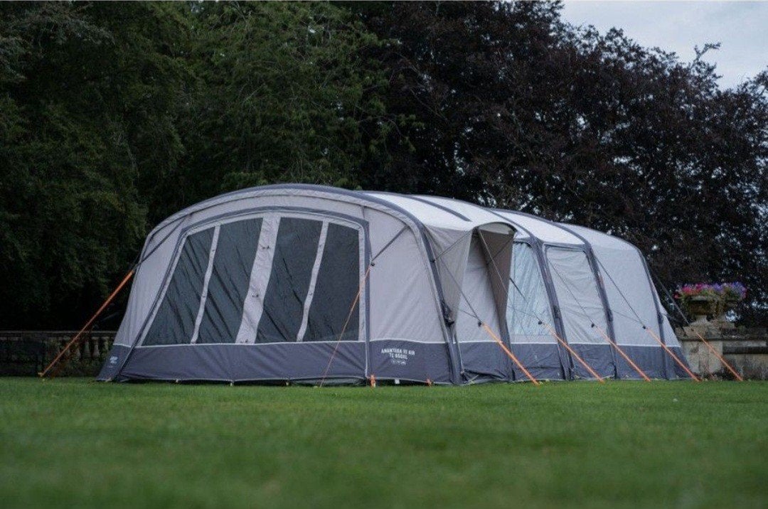 Vango Anantara IV Air TC 650 XL met Front Awning & Studio, Ophalen, Zo goed als nieuw, Tot en met 4