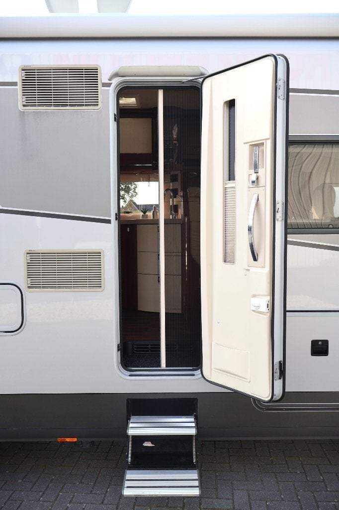 Foto 12 van Carthago Chic S-Plus I 55 XL ! LEVEL ! LUCHTVERING ! ALDE !