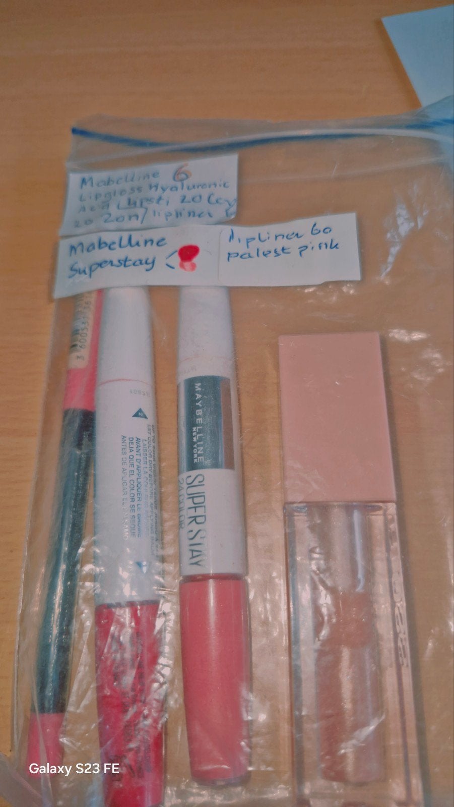 Maybelline Lip Make-up Set: Lipgloss, Lipliner & Superstay, Lippen, Verzenden, Zo goed als nieuw, Make-up