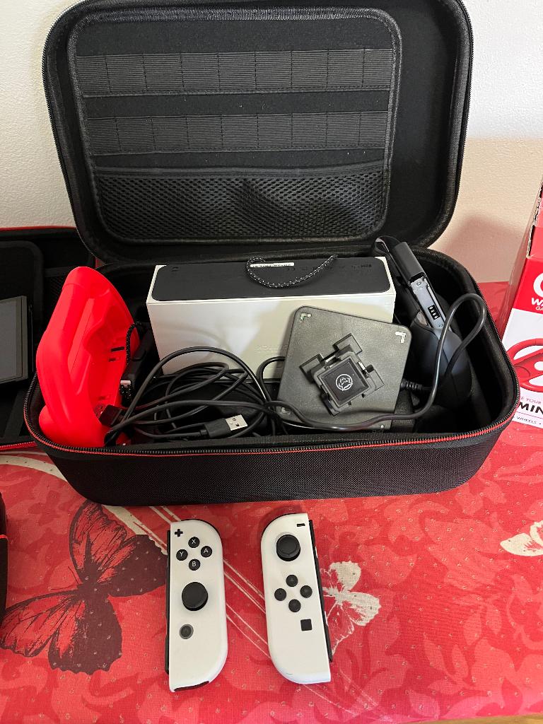 Nintendo Switch I + Acer computer monitor, 2 spelers, Ophalen of Verzenden, Zo goed als nieuw, Vanaf 3 jaar