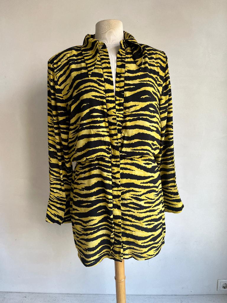 mango jurkje tijger geel zwart, Kleding | Dames, Maat 38/40 (M), Mango, Verzenden, Zwart