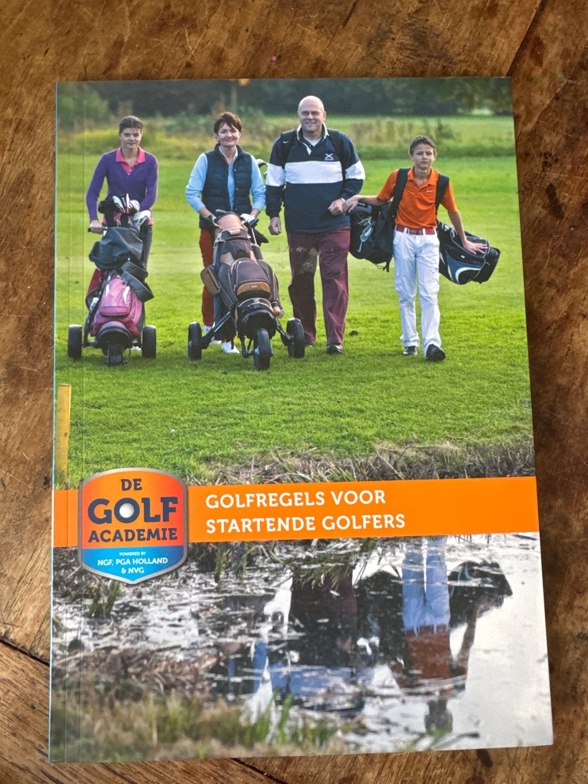 Golfregels voor Startende Golfers - De Golf Academie, Ophalen of Verzenden, Zo goed als nieuw, Balsport