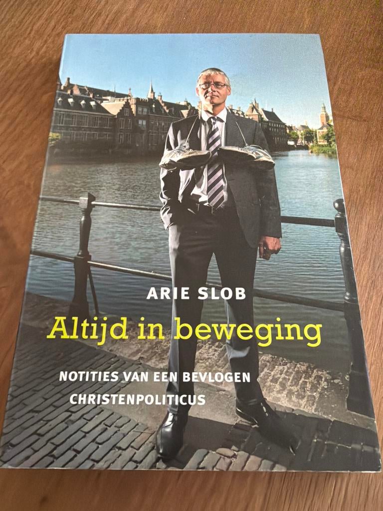 HKR.   Arie Slob - Altijd in beweging, Arie Slob, Nieuw, Ophalen of Verzenden, Nederland