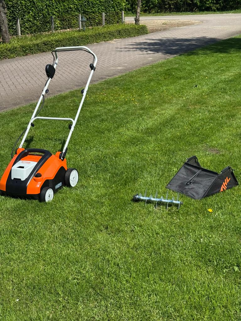 Stihl RLA 240 Verticuteermachine (zonder accu/lader), Ophalen, Zo goed als nieuw, Accu