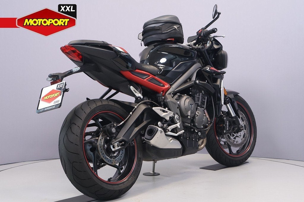 Triumph STREET TRIPLE R 765 (bj 2020), Triumph Motocycles, Triumph.Benelux@triumph.co.uk, De Droogmakerij 40A
1851 LX   Heiloo, NL