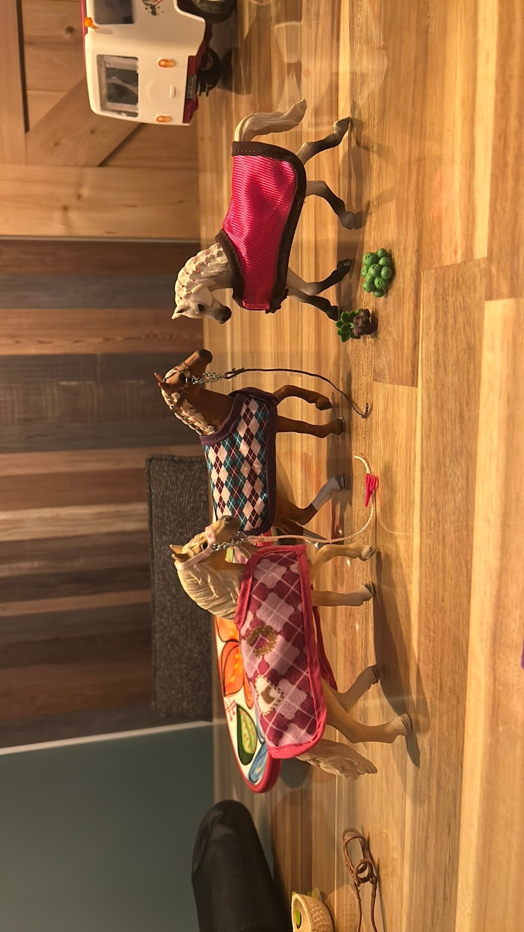 Schleich arabische merrie met deken en accessoires, Ophalen of Verzenden, Gebruikt, Jongen of Meisje