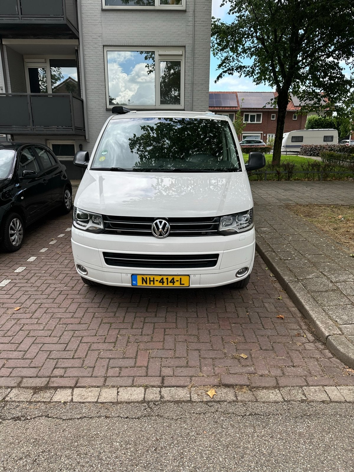 Volkswagen T5 camper 4 persoons Automaat, Caravans en Kamperen, Caravans, Particulier, tot en met 2, 2000 kg en meer, Overige