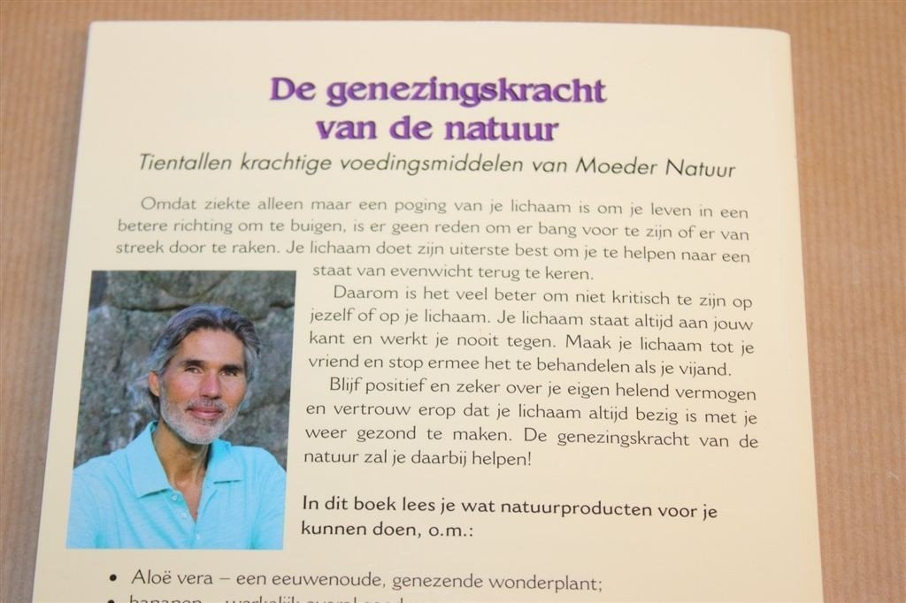 De Genezingskracht van de Natuur — Voeding & Zelfheling, Boeken, Ophalen of Verzenden, Zo goed als nieuw, Overige onderwerpen