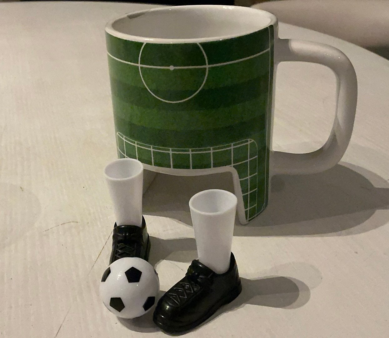 Voetbal Mok – Mini Voetbalspel met Voetbalschoenen & Bal, Maat XS of kleiner, Ophalen of Verzenden, Zo goed als nieuw, Bal